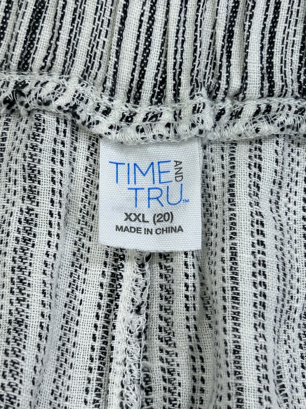 2 Pc Linen Blend Shorts Bundle XXL 20 Old Navy + Time and Tru Coastal Summer - Picture 4 of 7